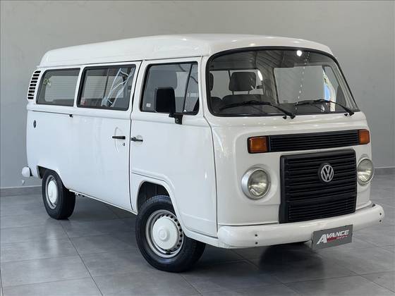 VOLKSWAGEN KOMBI 1.4 MI STD 8V FLEX 4P MANUAL